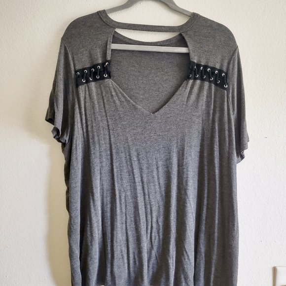 West Coast Love Grey Plus Size Top with design - Picture 2 of 5